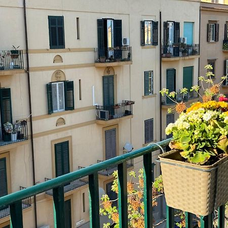 Di Fresco Apartments - Holiday House Palermo Exterior photo